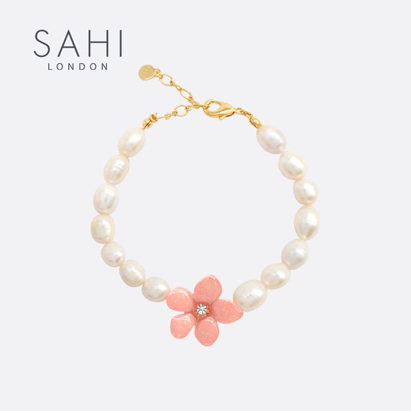In Blossom Flower Pearl Bracelet