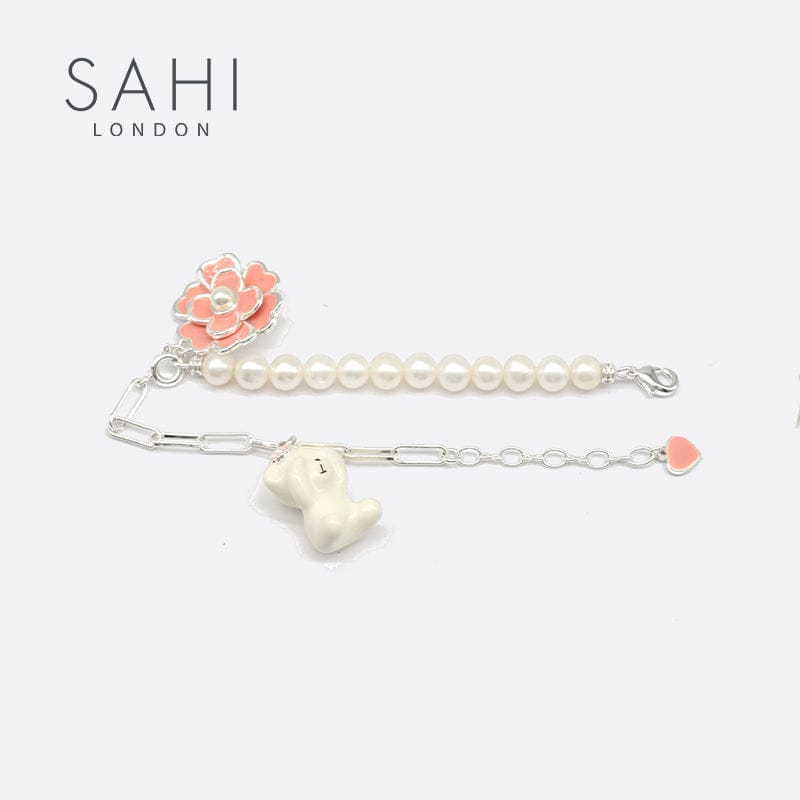 Camellia Bear Chain Bracelet Image 4