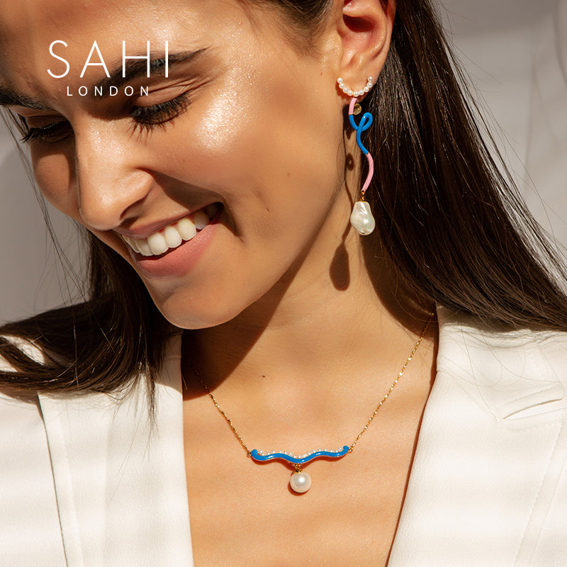 Sahi Fantasy Pearl Charm Necklace