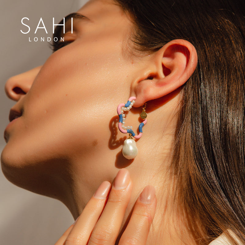 Sahi Fantasy Starfish Pearl Hoop Earrings